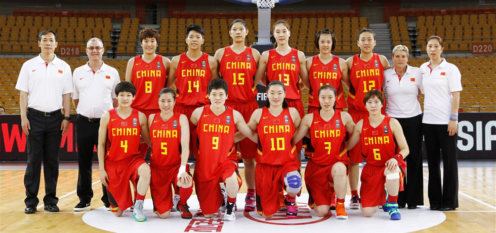 中国女篮赛前合影
